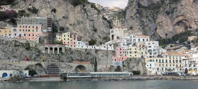 Amalfi, riapre la strada 163. Attesi De Luca e Di Maio