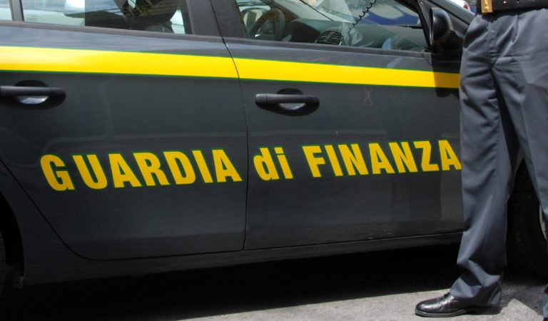 Società con sedi in “paradisi fiscali” ma gestite in Italia: arrestato imprenditore salernitano per evasione